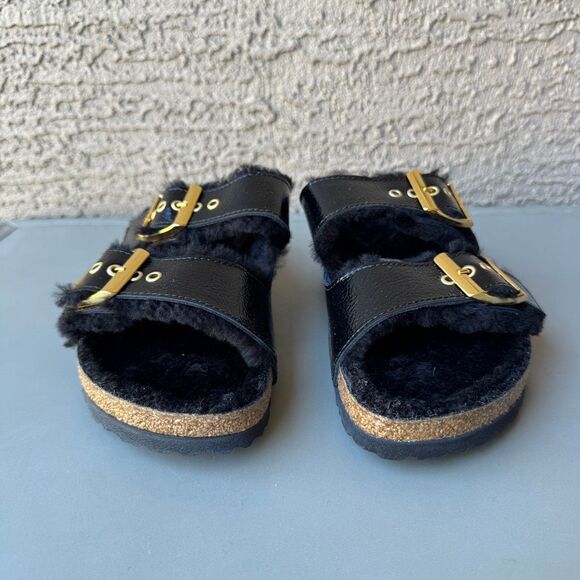 Birkenstock Arizona Shearling Eyelet Sandals Womens 38EU or 7US Shiny Black Gold - Picture 2 of 13